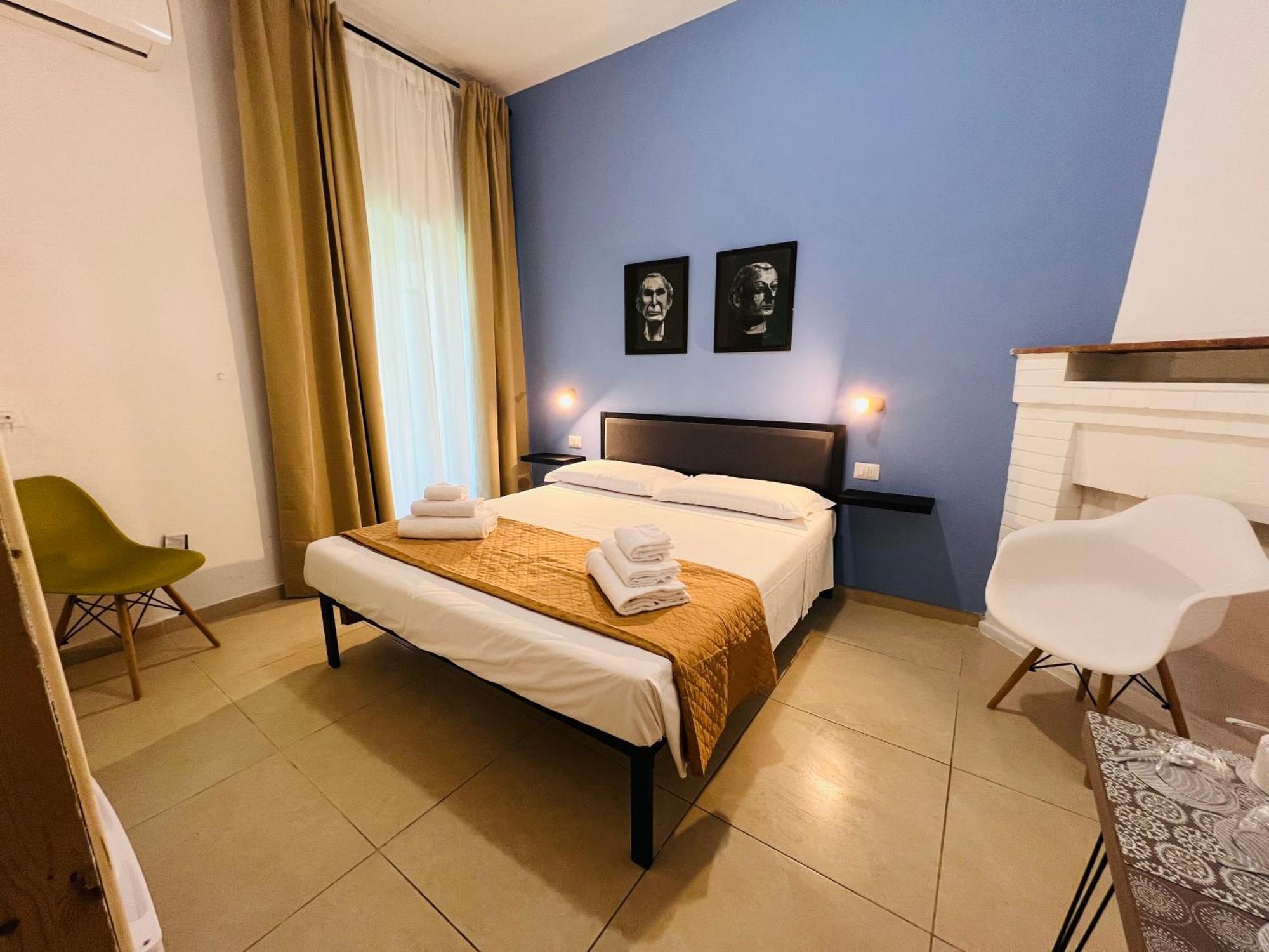 Les Chambres De Francoise Guest House Olbia Ngoại thất bức ảnh